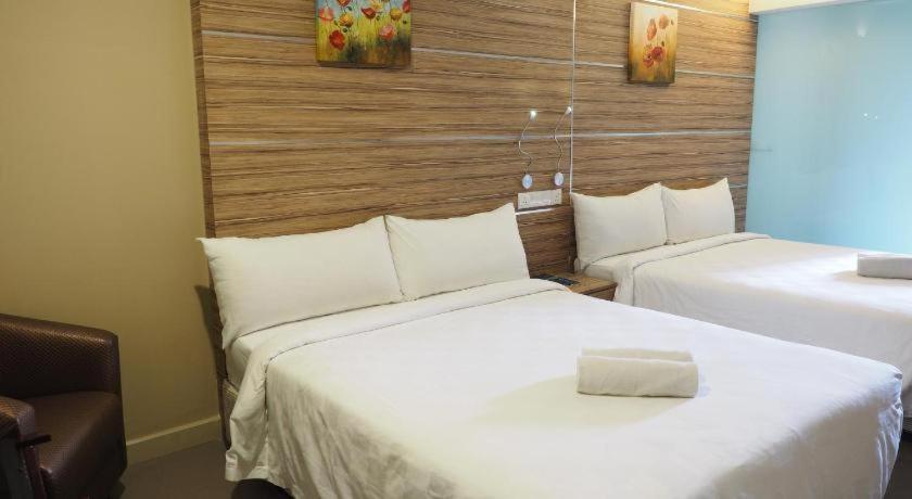 Mornington Hotel Medan Ипох Екстериор снимка