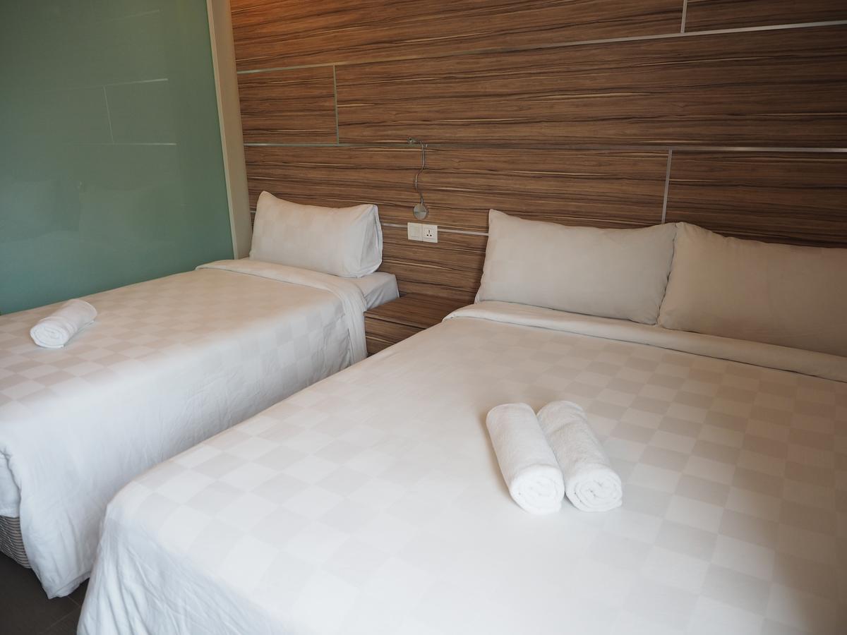Mornington Hotel Medan Ипох Екстериор снимка