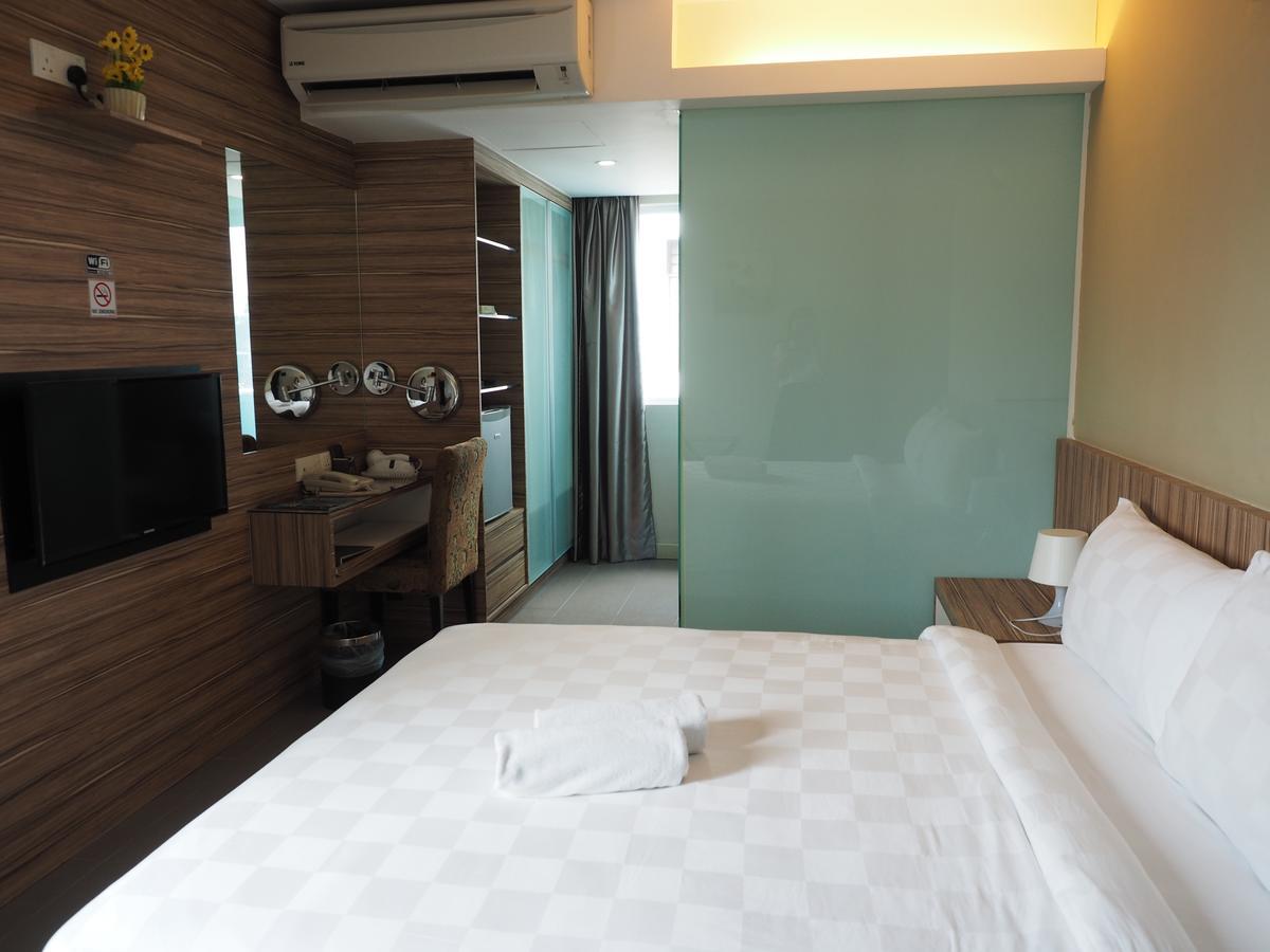 Mornington Hotel Medan Ипох Екстериор снимка