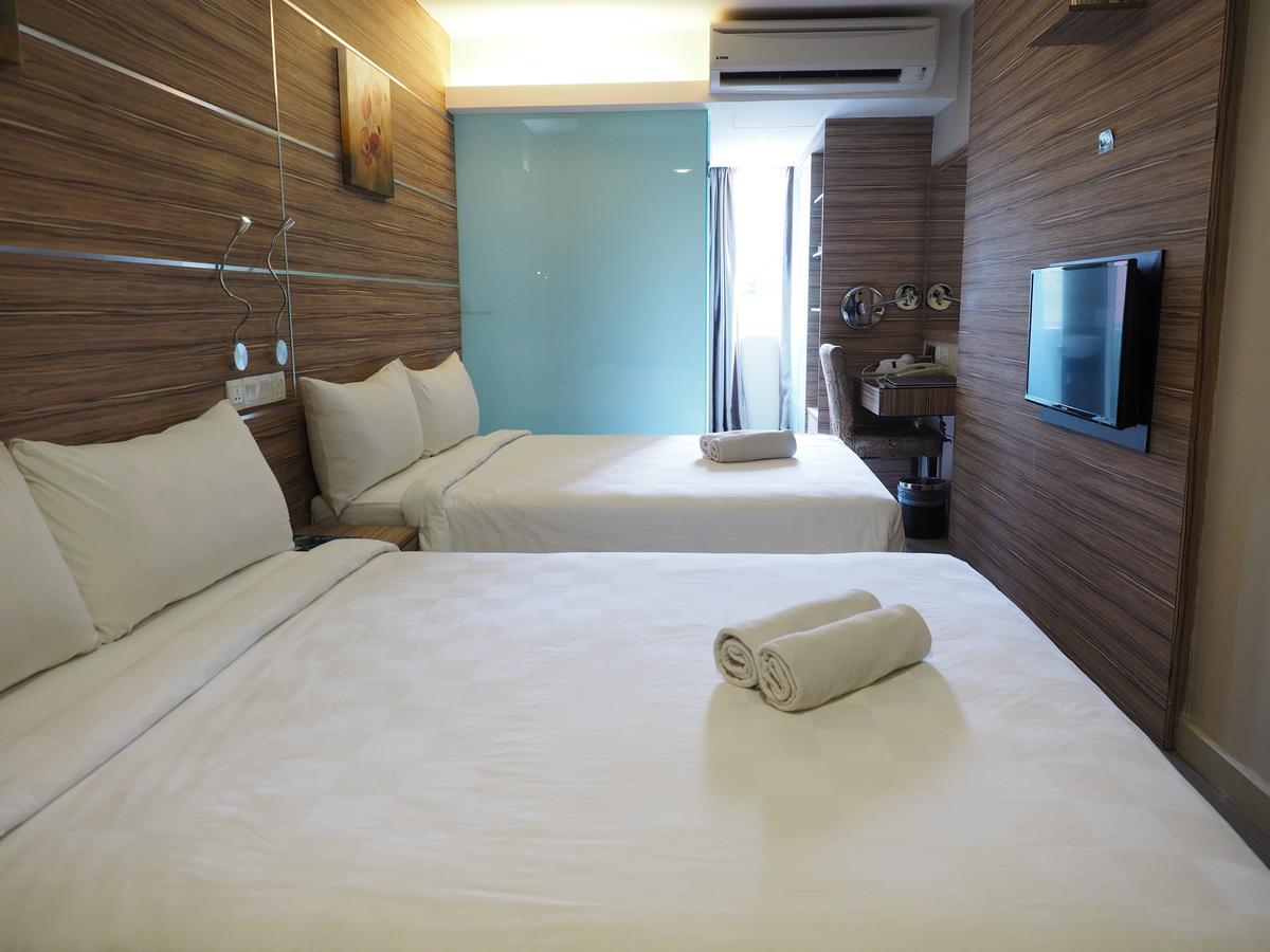 Mornington Hotel Medan Ипох Екстериор снимка